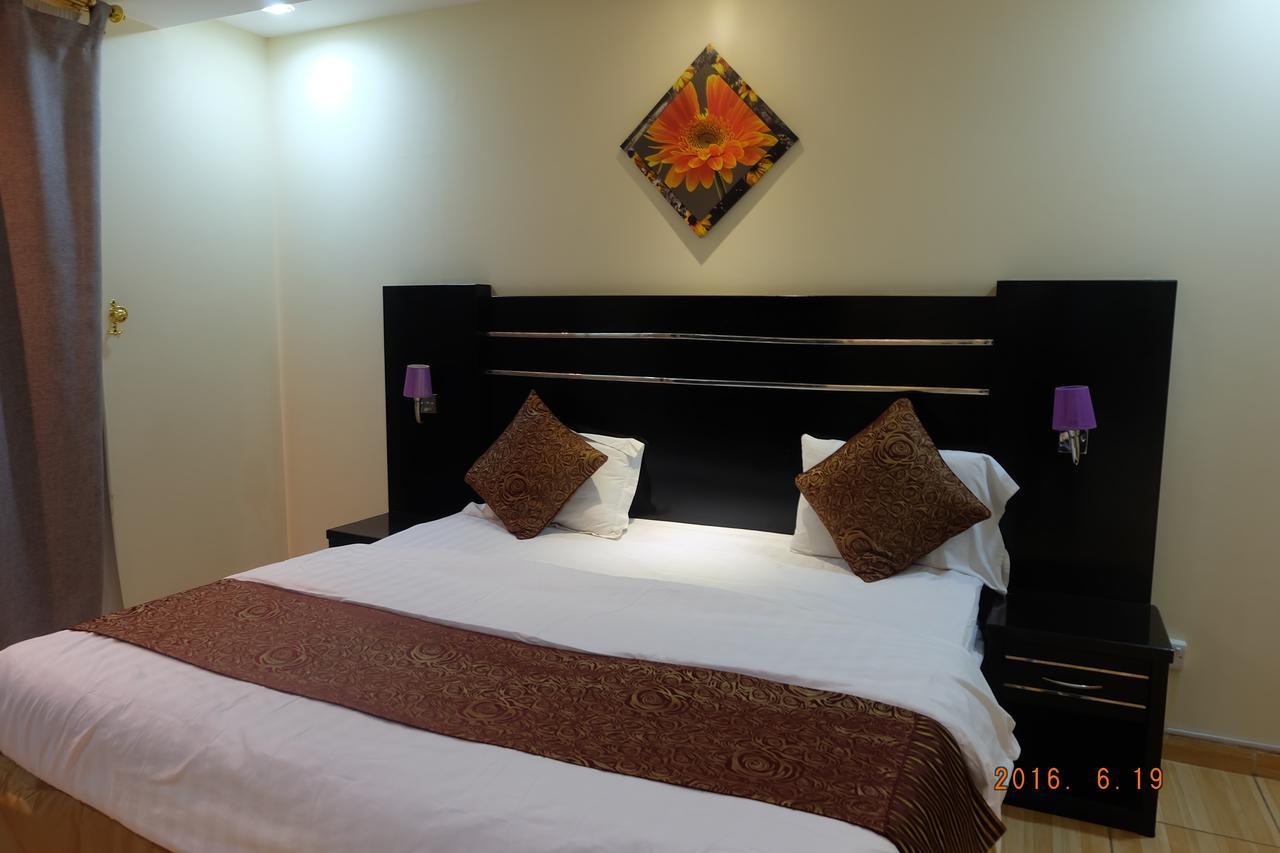 Talin Star Suites Rijád Kültér fotó